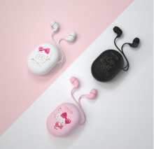 名创优品Hello Kitty耳机