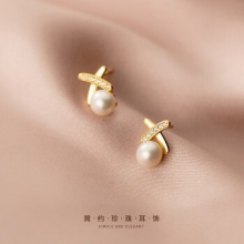 黎戴 小巧交叉珍珠耳钉
