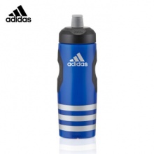 阿迪达斯 塑料软硅胶水壶600ml