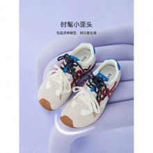 百思图 女士复古经典德训鞋